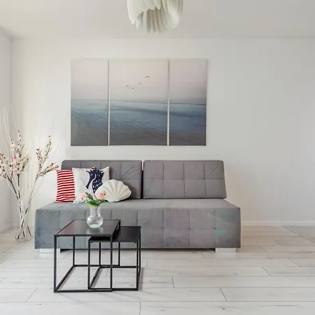 Przystan Letnica, Sun & Snow *