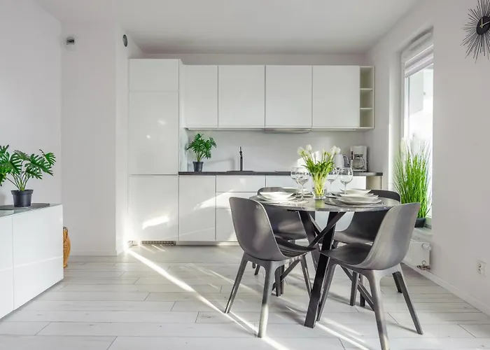 Przystan Letnica, Sun & Snow 아파트 *