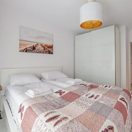 Przystan Letnica, Sun & Snow Apartment *